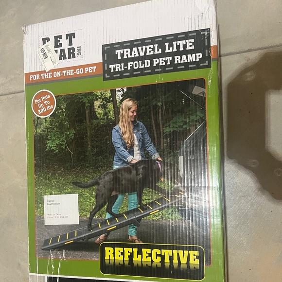 Pet Ramp: Trifold - Picture 1 of 6